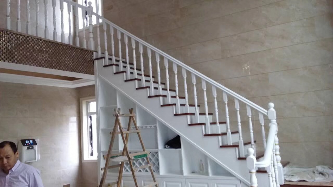 楼梯扶手实木扶手多少钱一米