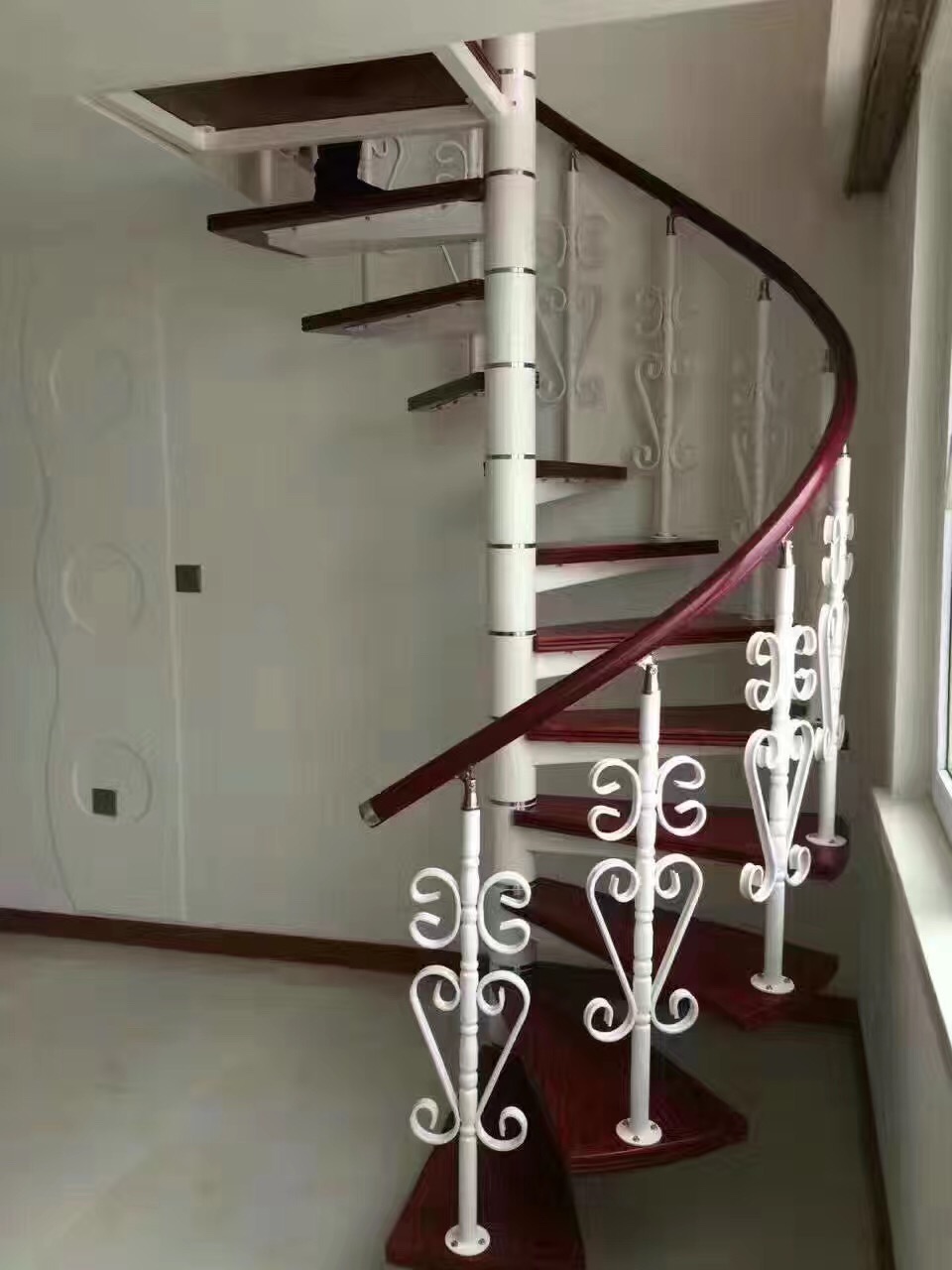 楼梯扶手实木扶手多少钱一米