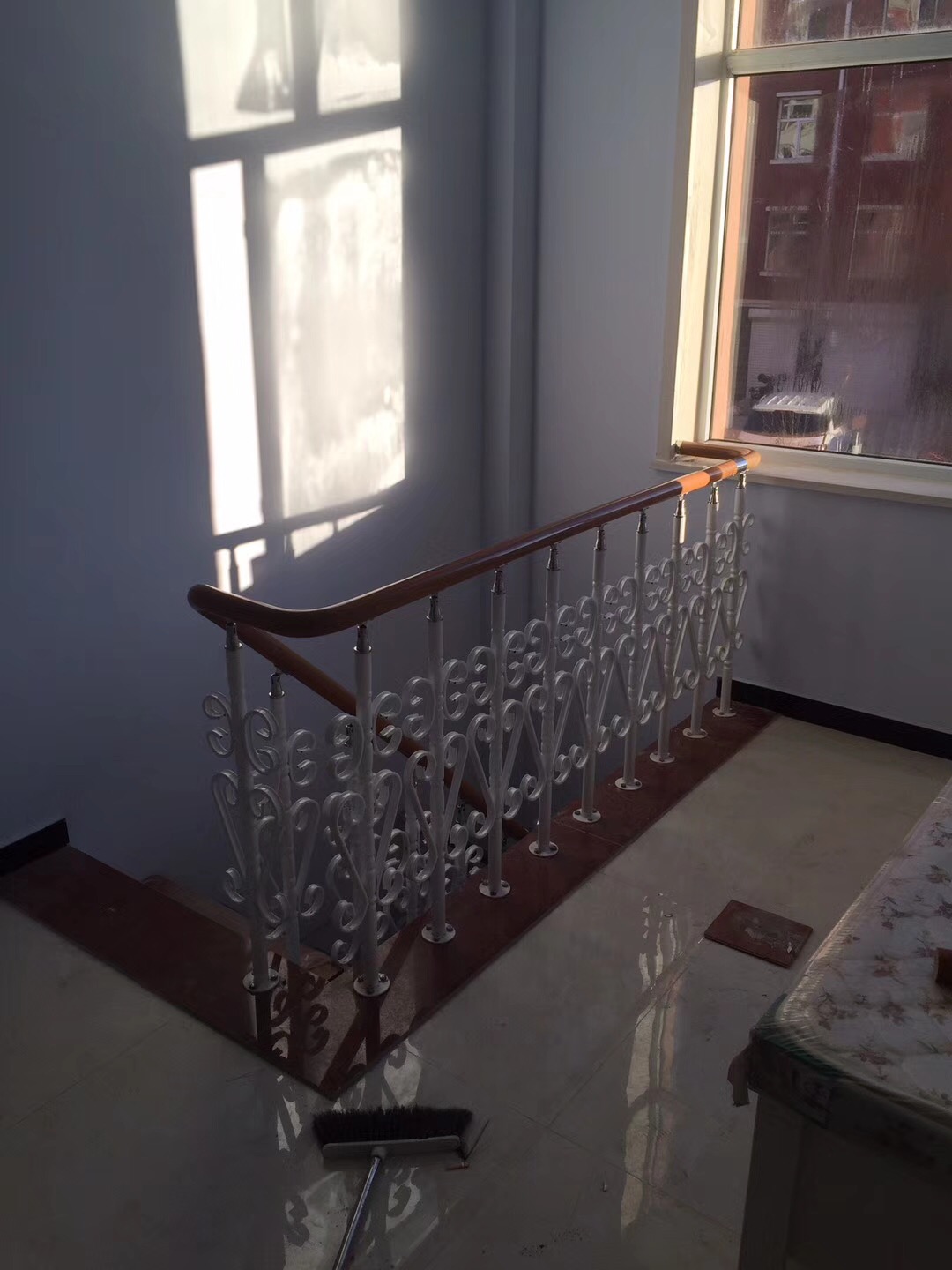 楼梯扶手实木扶手多少钱一米