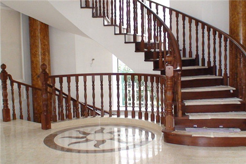 楼梯休息平台尺寸规范_楼梯休息平台柱子_楼梯安装施工注意事项