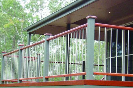 实木楼梯扶手多少钱一根_复式楼梯扶手价格_铁艺楼梯扶手价格